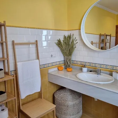 123a - A Un Paso De La Playa, Muy Luminoso Gijón