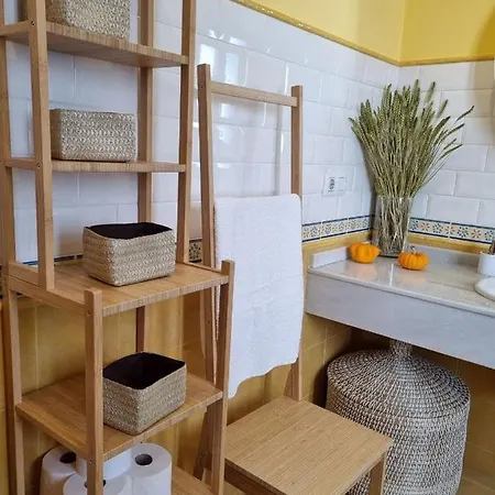 123a - A Un Paso De La Playa, Muy Luminoso * Gijón